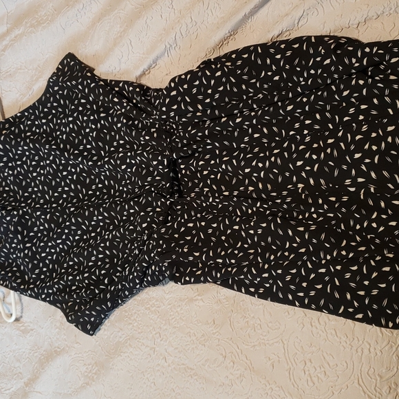 Jumpsuit - Picture 5 of 7